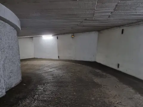 Garaje en calle de José Arana