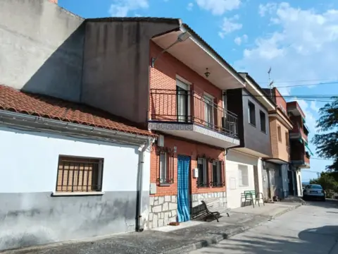 Casa en calle de la Fuente