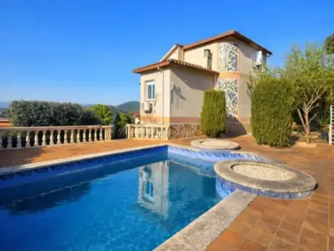 Chalet en Sant Fost de Campsentelles