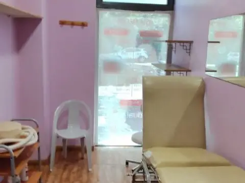 Local comercial en Paseo de Anelier