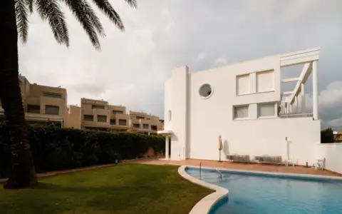 Casa en Carrer dels Pins