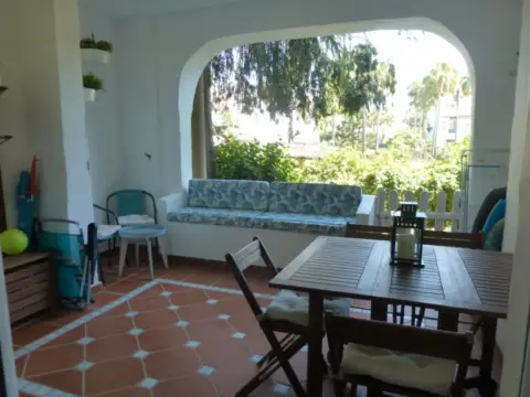 Piso en calle de la Caleta, 3