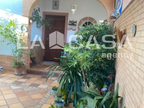 Casa adosada en Vista Azul-Consolación