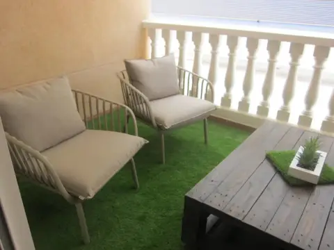 Apartamento en calle Carrer Torrecaiguda, nº 8