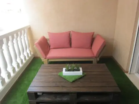 Apartamento en calle Carrer Torrecaiguda, nº 8
