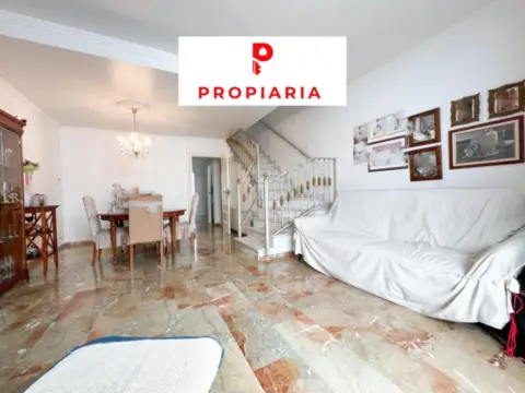 Casa adosada en Sant Vicenç dels Horts