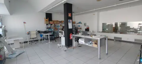 Local comercial en calle de Agustín García Bordel