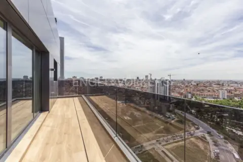 Apartamento en Paseo de la Dirección
