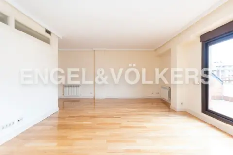 Ático en Zona Monte del Pilar