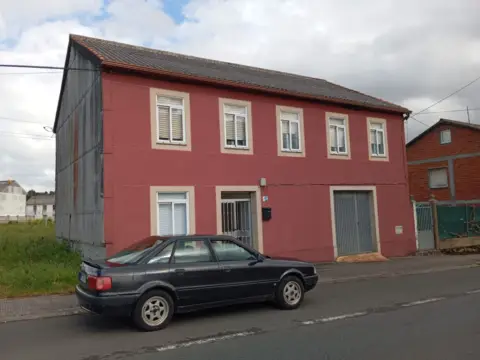 Casa en calle A Ponte Rosende, nº 96