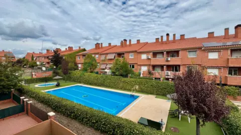 Casa adosada en calle de Sierra Nevada