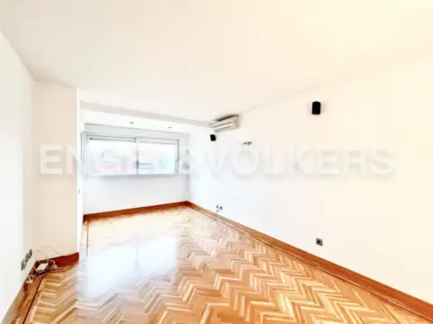 Apartamento en calle de Numancia