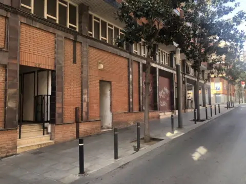 Office in Carrer de Pinar del Río, 45