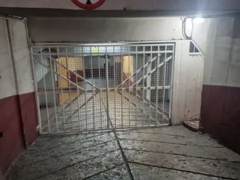 Garaje en calle de Secundino Esnaola