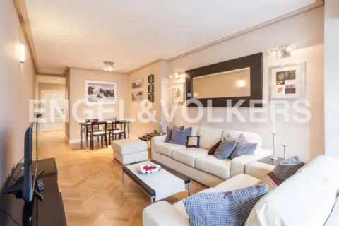 Flat in Paseo de la Castellana
