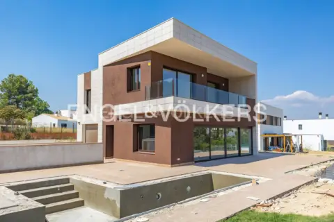 Casa en Sant Esteve Sesrovires