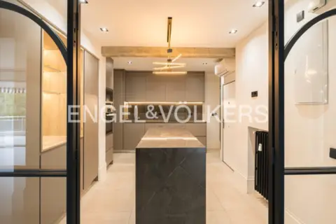 Apartamento en Paseo de la Habana