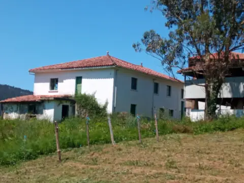 Casa rústica en calle N-A