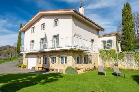 Casa en Zizurkil Pueblo