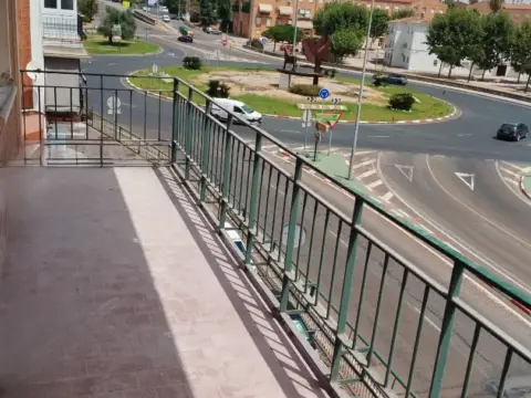 Piso en Avenida de Adolfo Díaz Ambrona Moreno