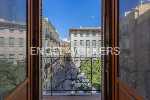 Piso en Plaza de Nápoles y Sicilia