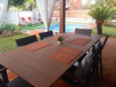 Chalet en calle de los Jazmines