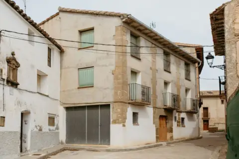 Casa en calle San Fabián, 8