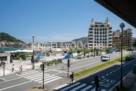 Apartamento en Mirakontxa Pasealekua