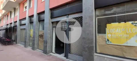 Local comercial en La Sagrera