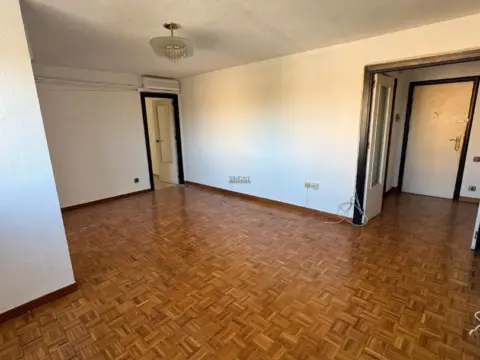 Piso en Avenida del Monte Carmelo