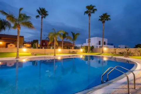 Casa en Riba-roja de Túria