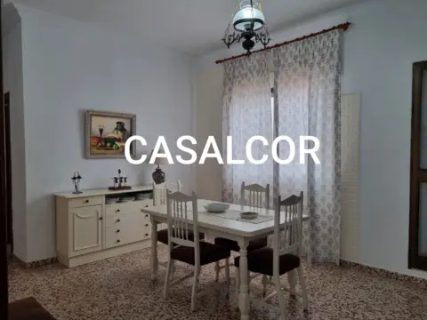 Casa en Mairena del Alcor