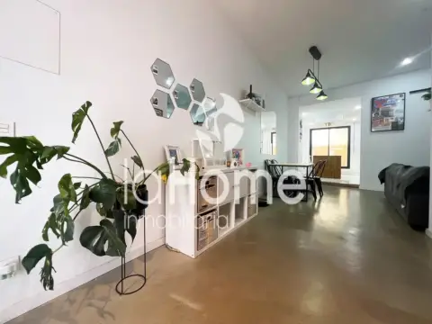 Casa adosada en Carrer de les Ànimes