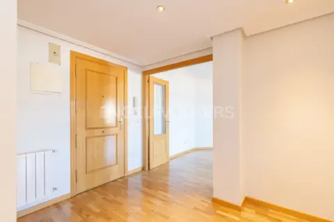 Apartamento en calle de Salvador Dalí