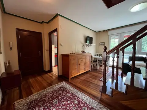 Dúplex en Barrio Mioño