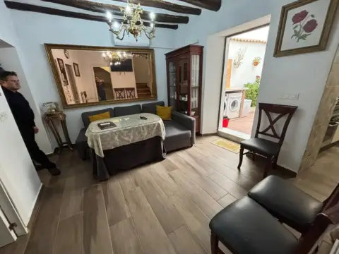 Casa en Recinto Ferial-Circunvalación-La Vega