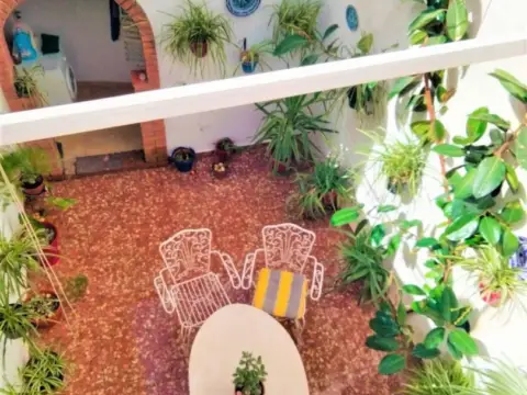 Casa en Cuevas Bajas
