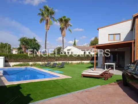 Casa en San Antonio de Benagéber