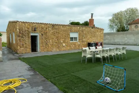 Casa rústica en calle Diseminado Cr Madrid Acmp de Guallar