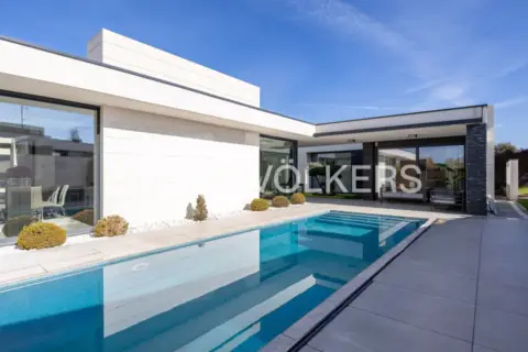 Casa en Valdecabañas