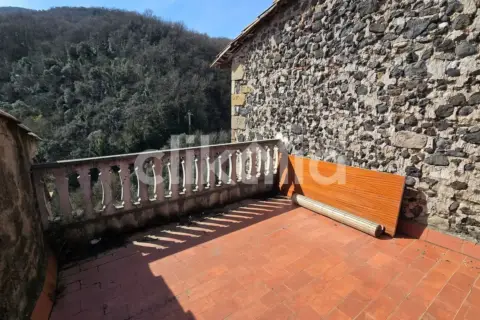 Casa en Castellfollit de la Roca