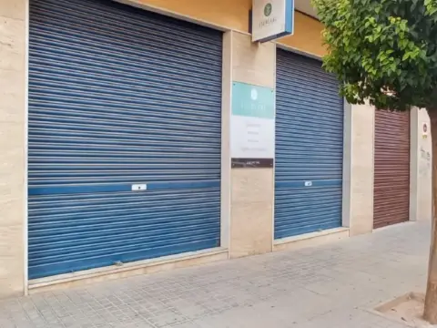 Commercial space in calle de Comparsa Marinos