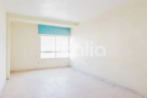 Piso en El Parador de las Hortichuelas
