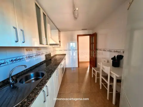 Piso en calle Estrella Alfa