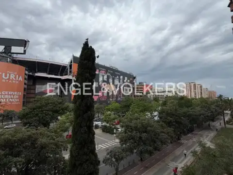 Piso en Avenida de Aragón