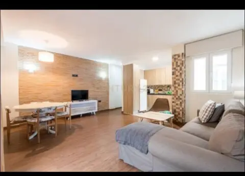 Apartamento en calle de Buensuceso, 30