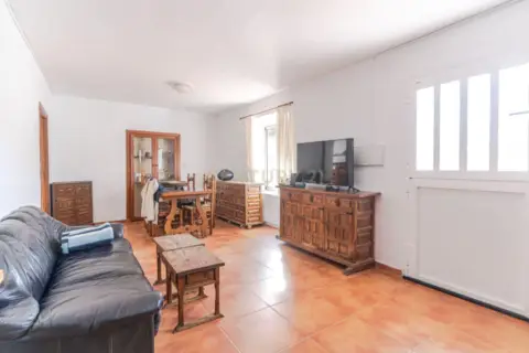 Casa adosada en calle Ds Rio Jate Pol 16 9(C)Almuñecar (Granada)