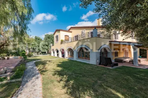 Casa rústica en Cabrera de Mar