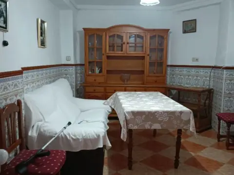 Casa adosada en Benamejí