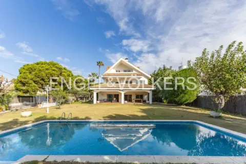 Casa en Can Girona-Terramar-Vinyet